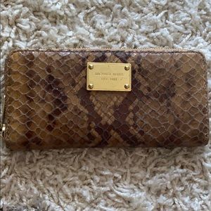 Michael Kors wallet